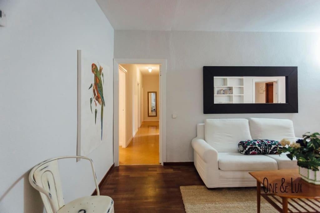 O&L Aire - Spacious And Bright Apartment In The Heart Of סביליה מראה חיצוני תמונה