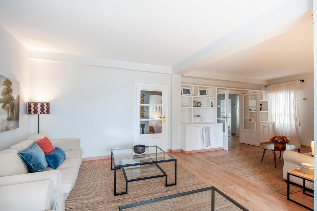 O&L Aire - Spacious And Bright Apartment In The Heart Of סביליה מראה חיצוני תמונה
